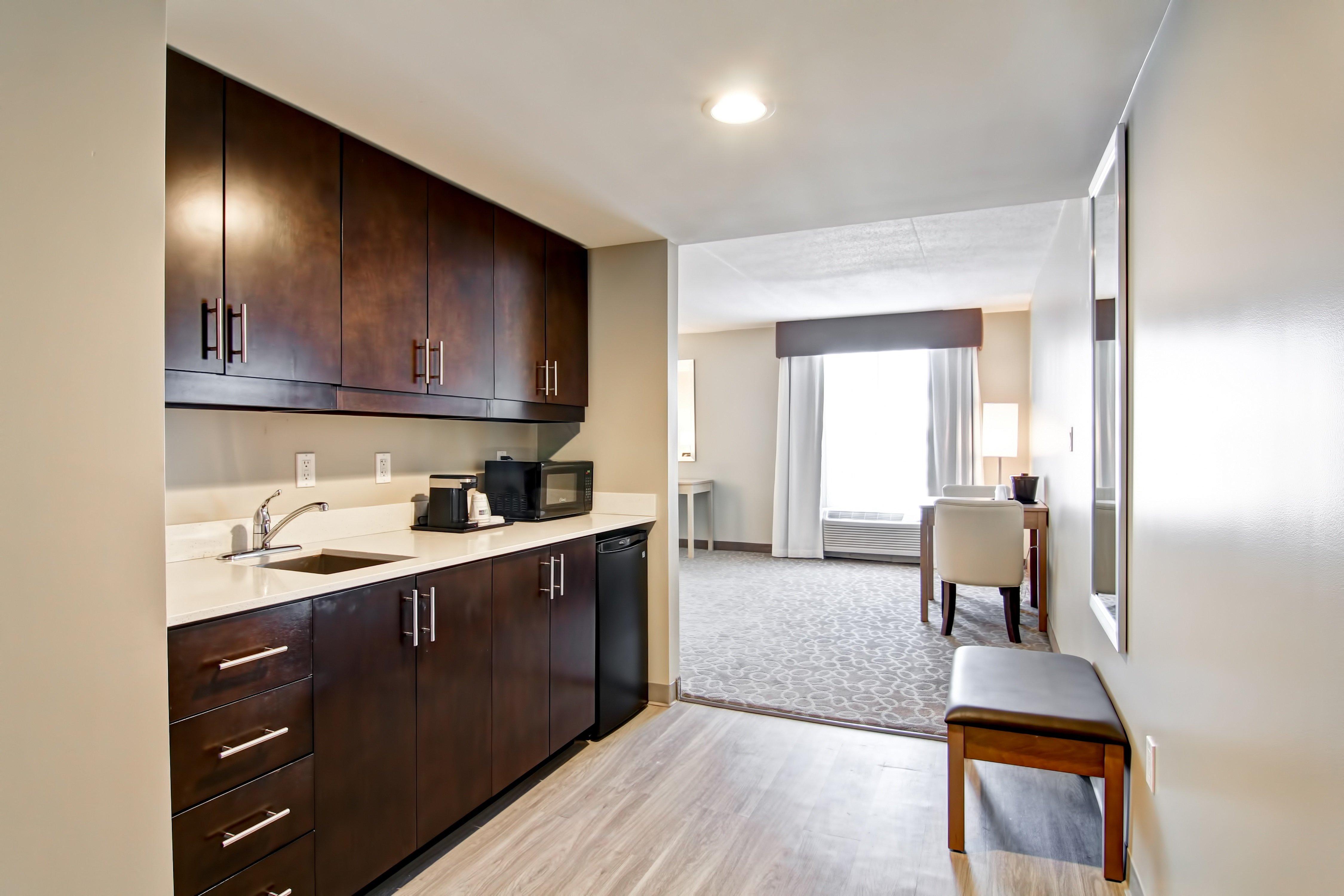 Holiday Inn Express & Suites Oshawa Downtown - Toronto Area By Ihg Exteriör bild